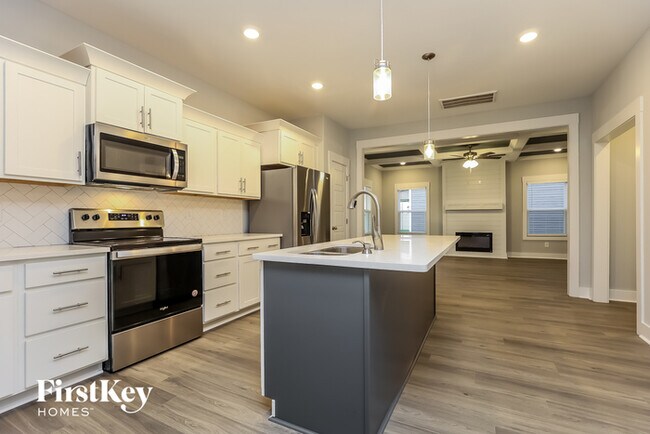 Building Photo - 1417 Kingbird Dr