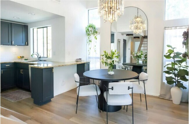 Foto del edificio - 10905 NE 35th Pl