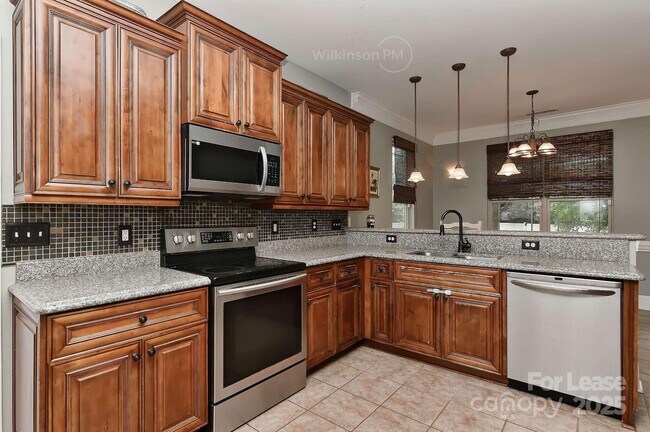 Building Photo - 13835 Cedar Pond Cir
