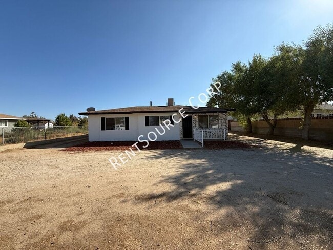 Building Photo - 4318 Ave L 2