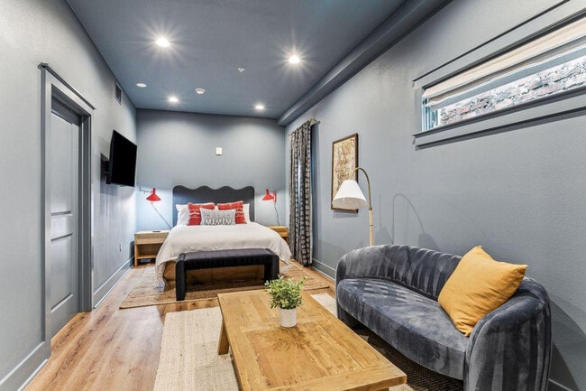 Foto del edificio - 1738 N Rampart St