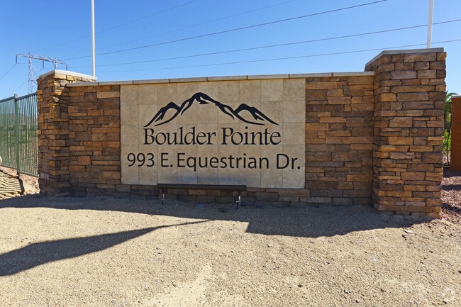 Building Photo - Boulder Pointe