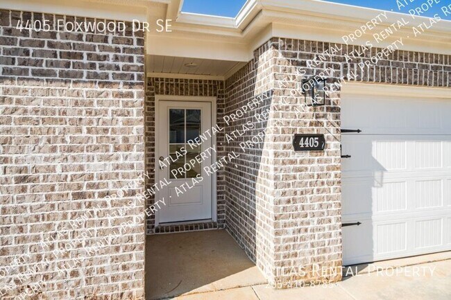 Foto del edificio - 4405 Foxwood Dr SE