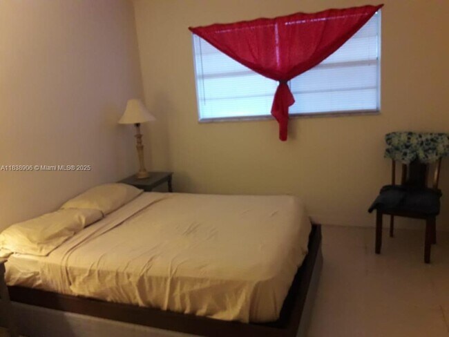 Foto del edificio - 220 SW 9th Ave