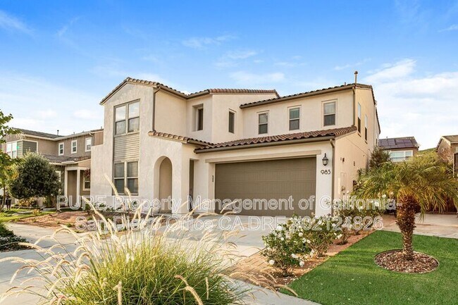 Building Photo - 983 Camino Levante
