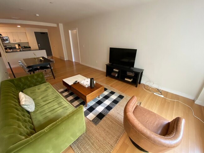 Foto del edificio - 108 E Brookline St