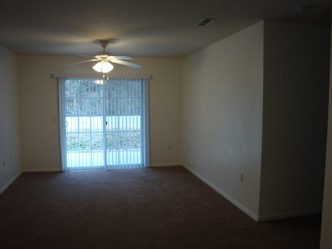 Building Photo - Condominium in Academy Commons