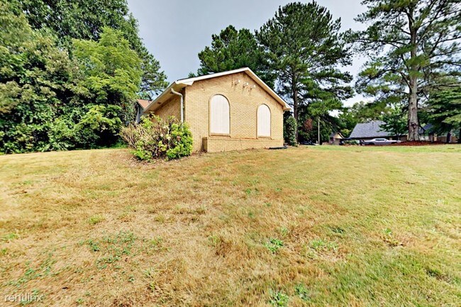 Building Photo - 105 Glace Rd