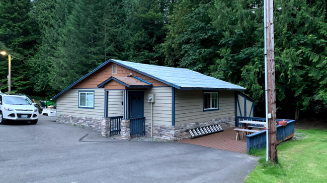 Building Photo - 47609 SE Mt Si Rd