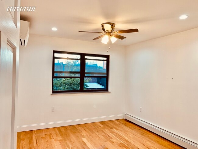 Foto del edificio - 85-29 58th Ave