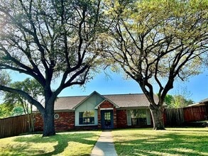 Building Photo - 7305 Augusta Cir