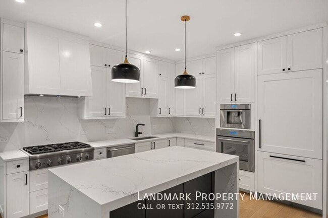 Photo - 2658 N Bosworth Ave Apartment