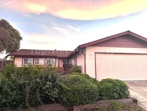 Building Photo - 2361 St George Dr