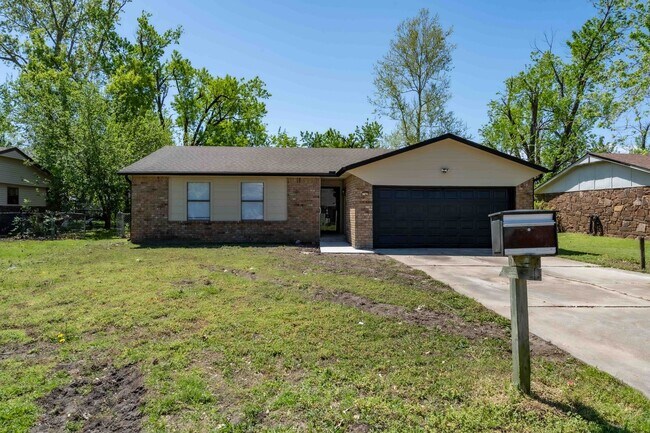 Building Photo - 3 Bed 2 Bath Broken Arrow / New Tulsa