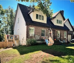 15 Elvira Dr