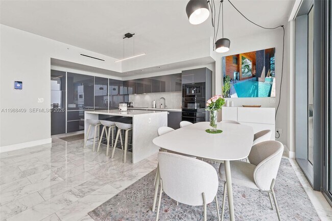 Foto del edificio - 1451 Brickell Ave