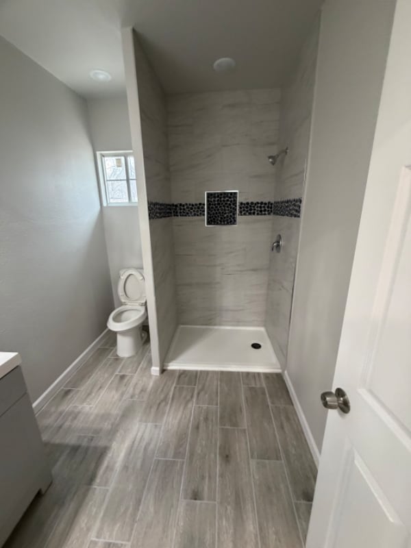 Photo - 1623 W Ashby Pl House