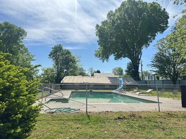 Foto del edificio - 2345 Blackburn Rd SE