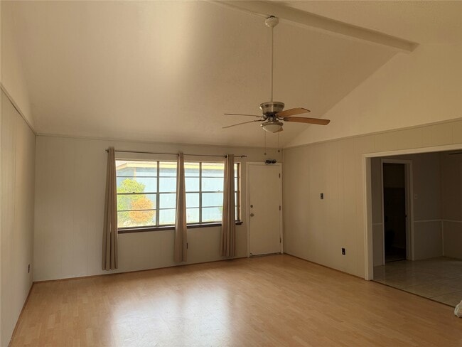 Foto del edificio - 9202 Carvel Ln