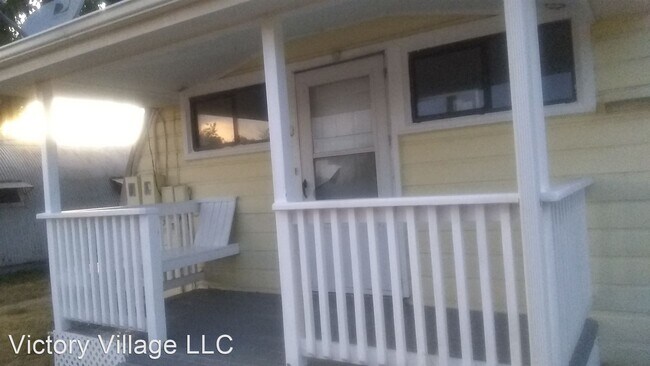 Building Photo - 6261 Monaco St