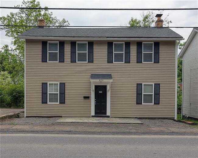 Building Photo - 654 Bower Hill Rd