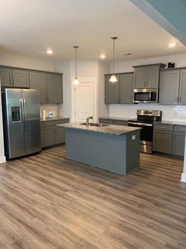 Foto del edificio - 6024 Gracious Dr