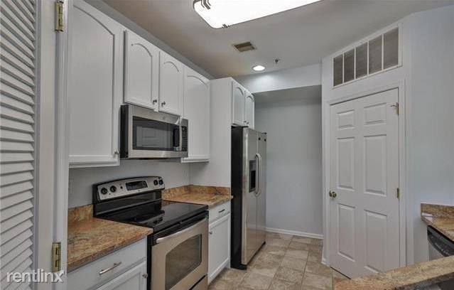 Foto del edificio - 2 br, 3 bath Townhome - 882 Nittany Court