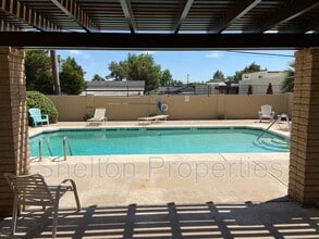 Building Photo - 1262 E Avenida Hermosa