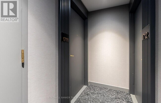 Building Photo - 5 Buttermill Ave.