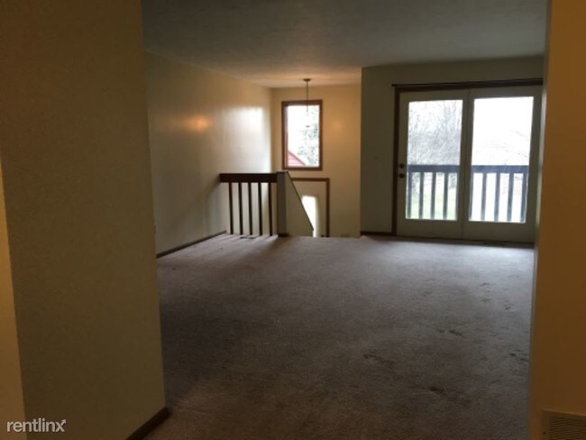Foto del edificio - 11137 Glenpark Rd NE