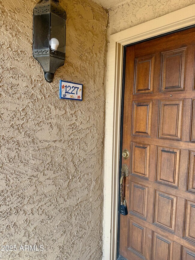 Foto del edificio - 10410 N Cave Creek Rd