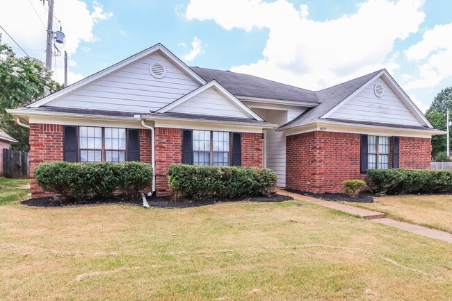 Foto del edificio - 8607 Sunnyvale St N