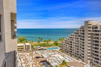 Building Photo - 251 Crandon Blvd