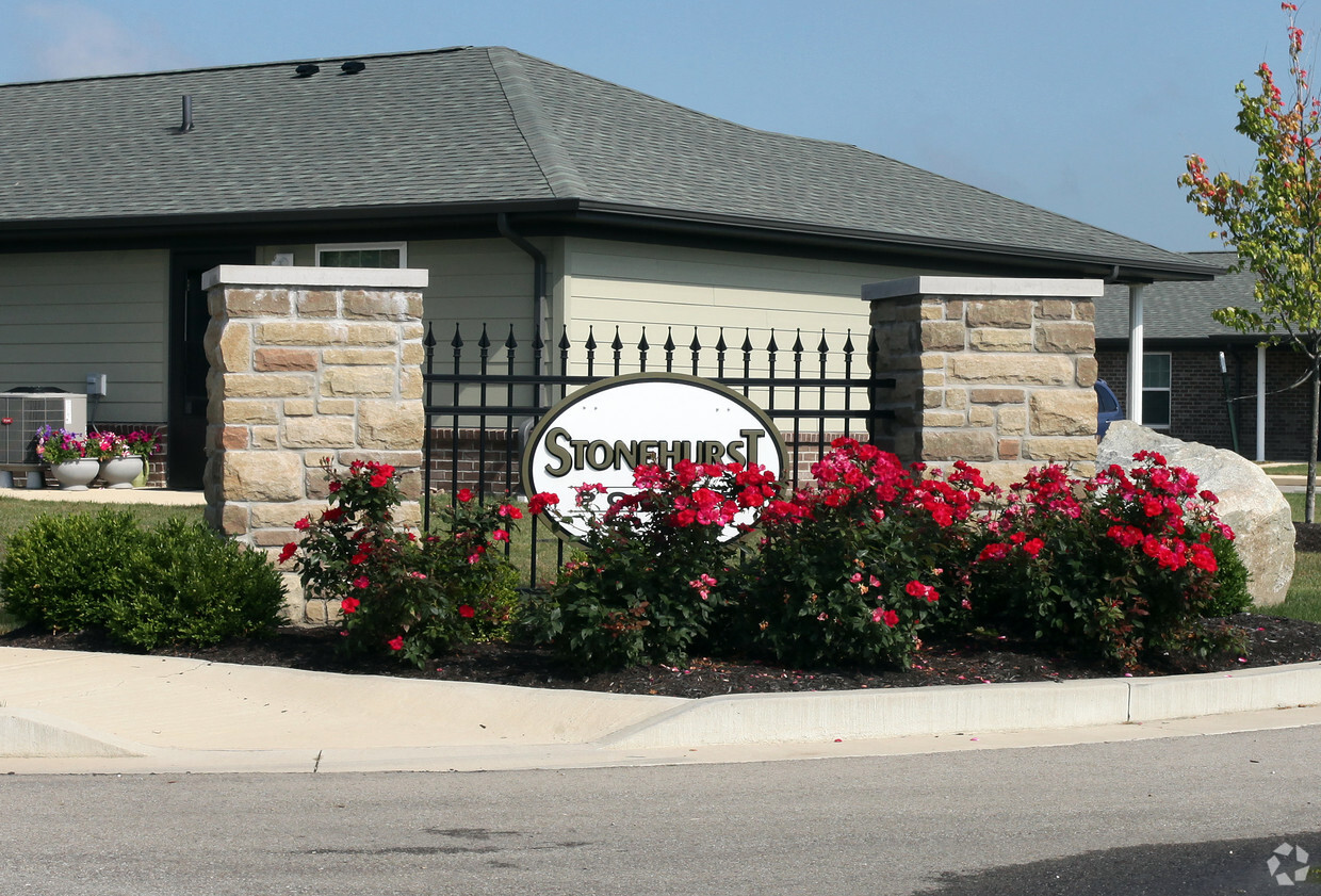 Firma Ver - Stonehurst Pointe Apartments