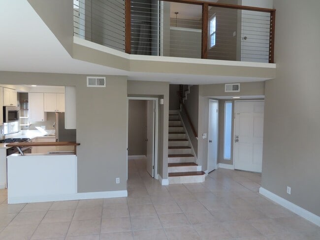 Foto del edificio - Renovated Three Bedroom Home