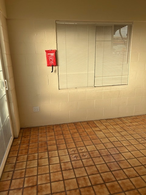 Photo - 94-331-331 Kahualena St Apartment