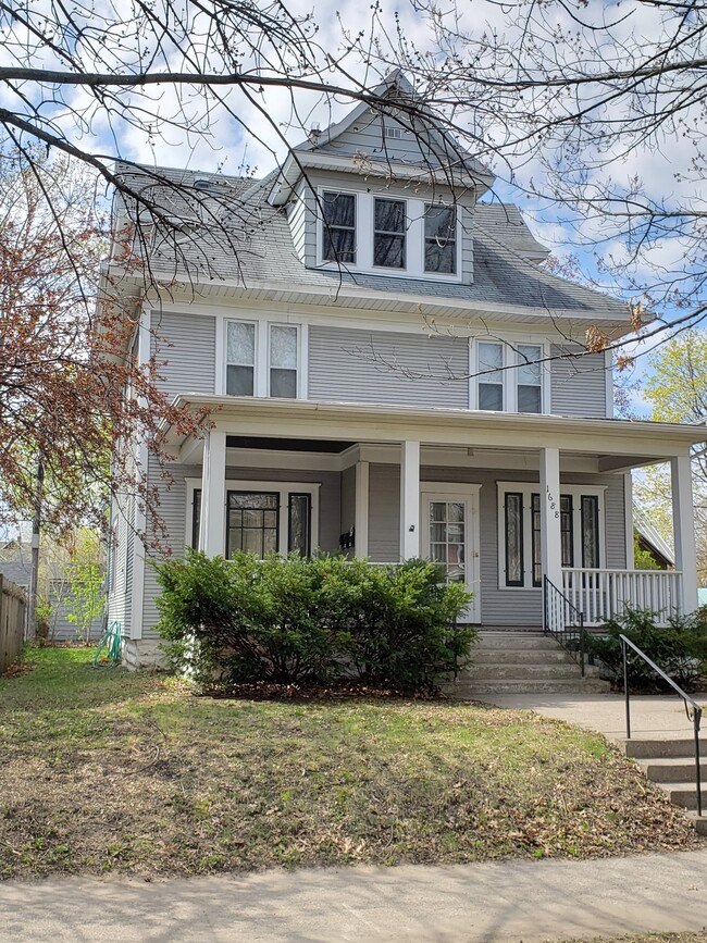 Building Photo - 1688 Dayton Ave
