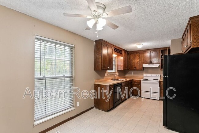 Foto del edificio - 10109 E 67th St