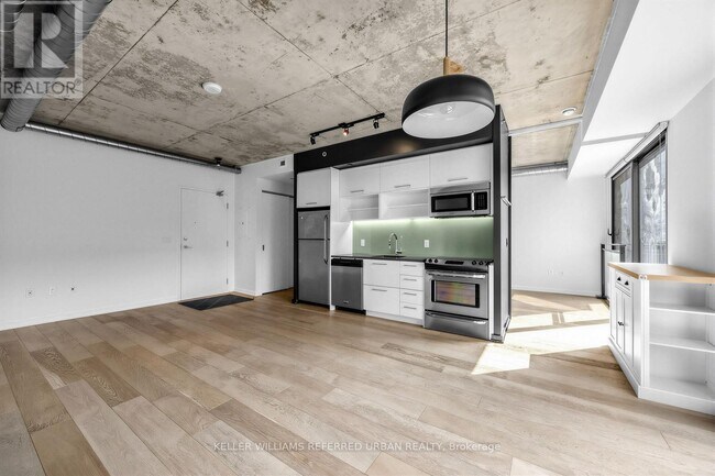 Building Photo - 47 Lower River Street