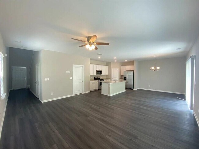Foto del edificio - 168 Golden Eagle Pkwy