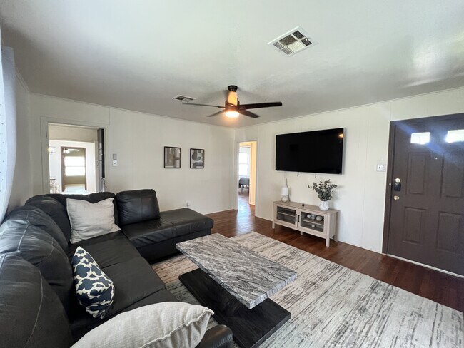 Foto del edificio - 1519 S 43rd St