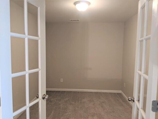 Building Photo - 1734 Caswell Pkwy