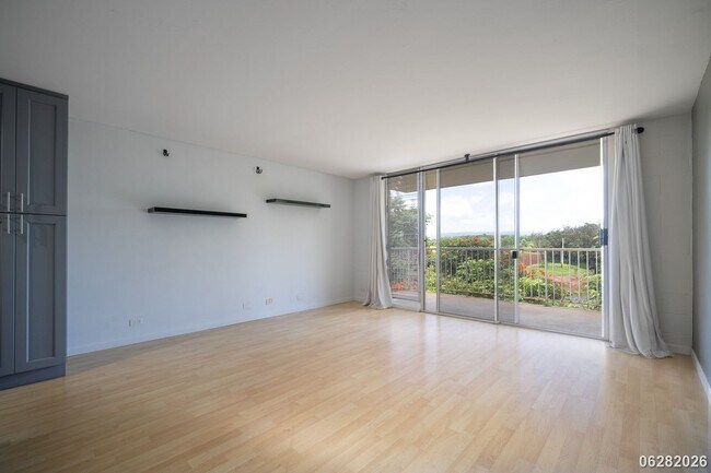 Foto del edificio - $2,250 / 1br - 1 BED 1 BATH CONDO IN KEMO'O BY THE LAKE