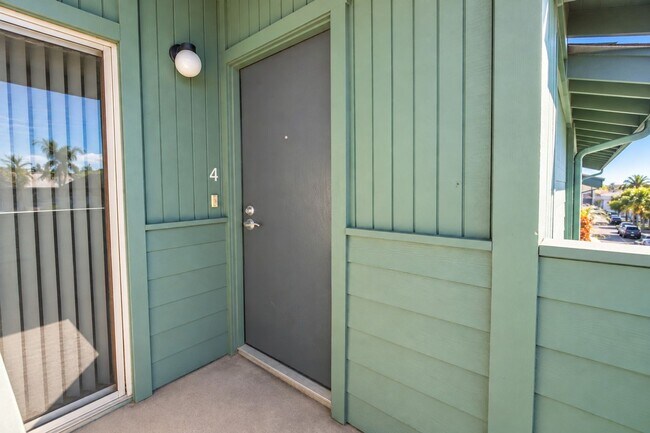 Foto del edificio - 111 Newport Ave