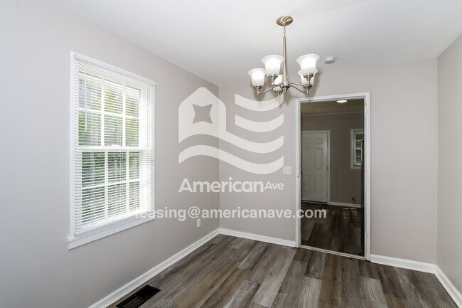 Building Photo - 2065 Telfair St