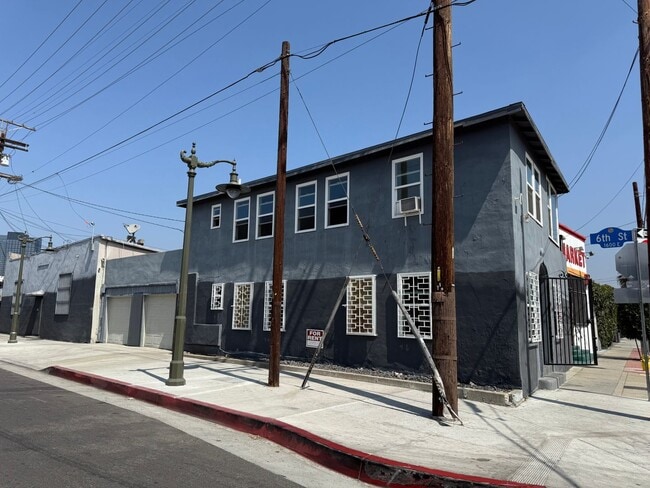 Building Photo - City Labs