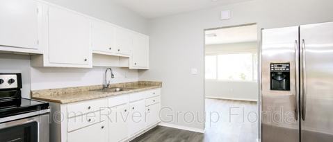 Foto del edificio - 1477 S Prescott Ave