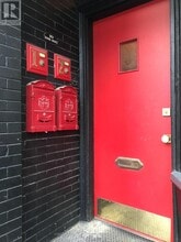 Building Photo - 476 Roncesvalles Ave