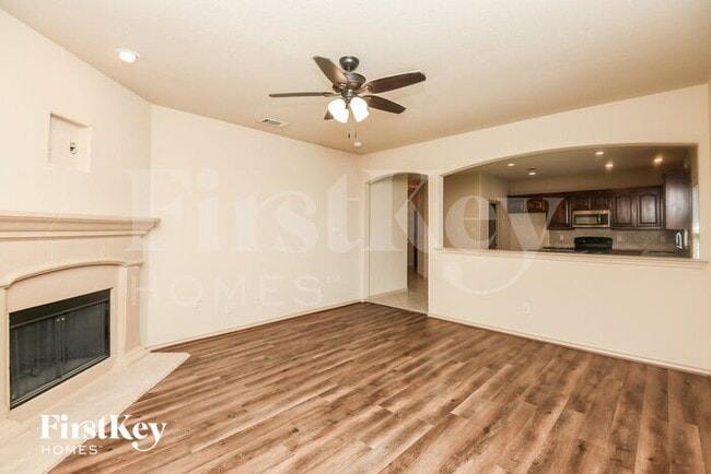 Building Photo - 1013 Jodie Dr