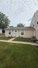 Building Photo - 306 Russet Way
